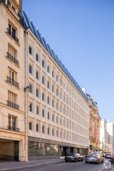 Bureau dans Paris à louer - Photo de l’immeuble – Image 2 sur 6