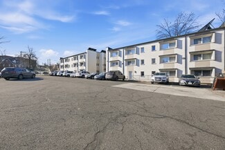 Plus de détails pour 5010 Southern Ave SE, Washington, DC - Logement à vendre