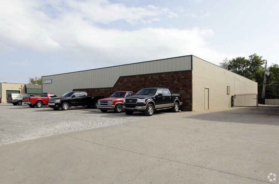 1109 W Detroit St, Broken Arrow, OK à louer - Photo de l’immeuble – Image 2 sur 11