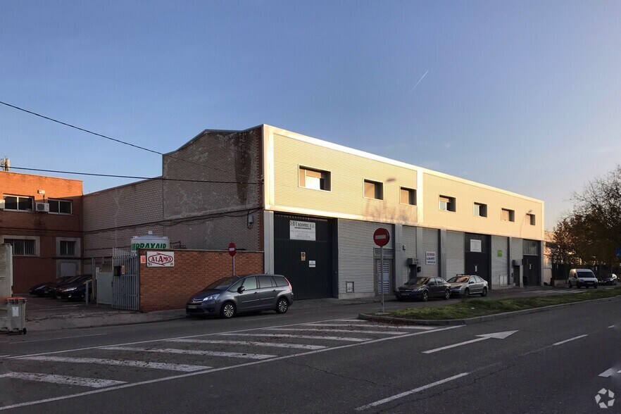 Calle de la Resina, 28, Madrid, Madrid à vendre - Photo de l’immeuble – Image 2 sur 5