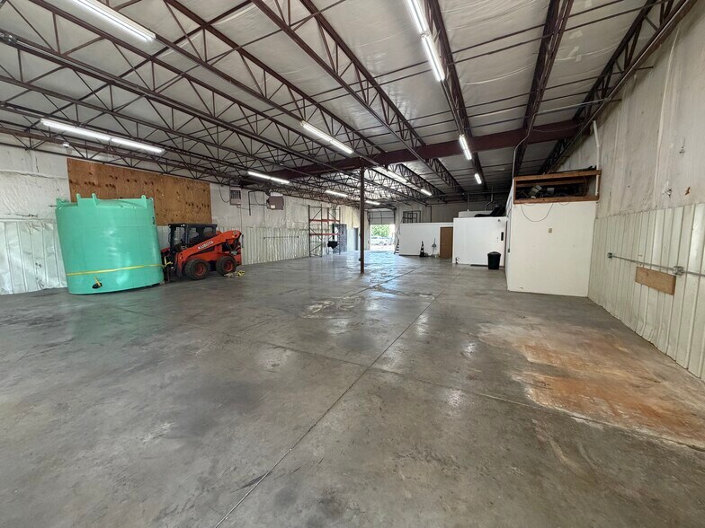 9026 Sutton Pl, Hamilton, OH à vendre - Photo de l’immeuble – Image 3 sur 5