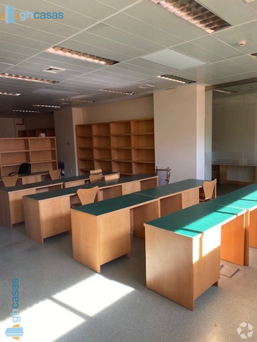 Bureau dans Alcalá de Henares, Madrid à louer Photo intérieure– Image 1 sur 10