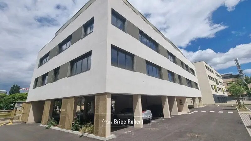 Bureau dans Dardilly à louer - Photo de l’immeuble – Image 1 sur 14