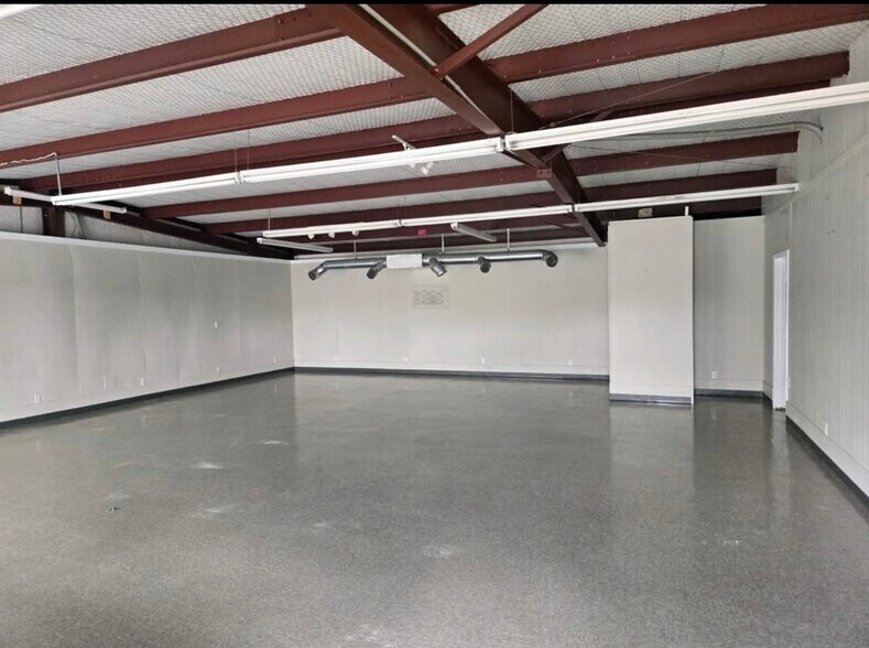 6705 E US Highway 80, Longview, TX à louer - Photo de l’immeuble – Image 3 sur 11
