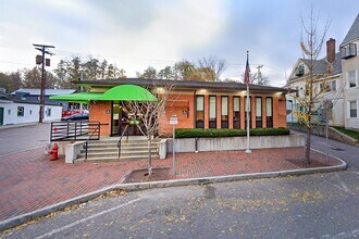 27 E Allen St, Winooski, VT à louer Photo intérieure– Image 1 sur 3