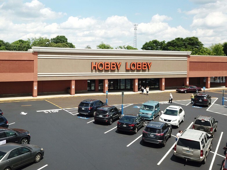 100 Spalding Square, Griffin, GA à louer - Photo de l’immeuble – Image 2 sur 33