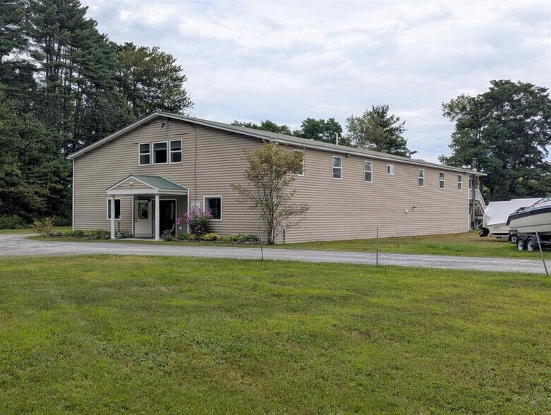 225 Missing Link Rd, Bellows Falls, VT à vendre - Photo de l’immeuble – Image 3 sur 21
