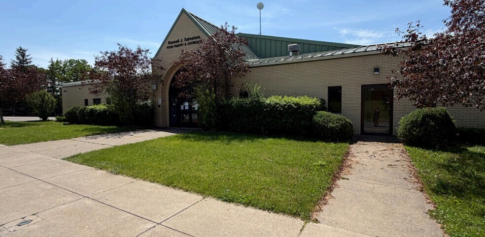 75 Caldwell Pl, Lackawanna, NY à vendre - Photo de l’immeuble – Image 2 sur 9