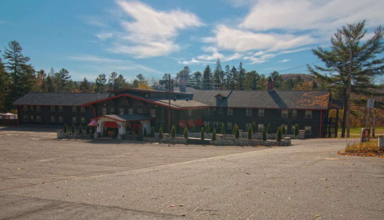 1455 Ch Pierre-Péladeau, Sainte-adele, QC à vendre Photo principale– Image 1 sur 5