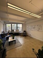 330 W 38th St, New York, NY à louer Photo de l’immeuble– Image 1 sur 1