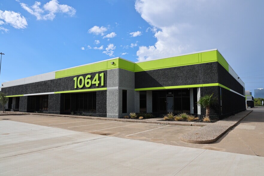 10631 Harwin Dr, Houston, TX à louer - Photo intérieure – Image 3 sur 5