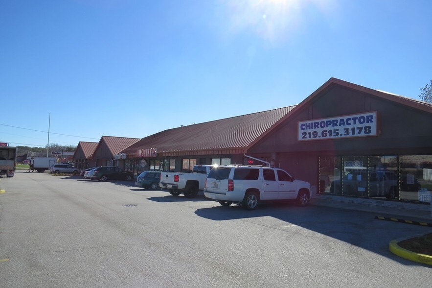 265 Morthland Dr, Valparaiso, IN à louer - Photo de l’immeuble – Image 2 sur 14