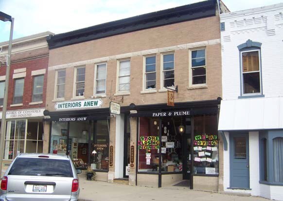 132-134 Cass St, Woodstock, IL à louer - Photo de l’immeuble – Image 3 sur 3