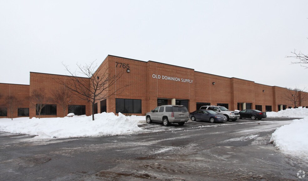8251 Telegraph Rd portefeuille de 4 biens à vendre sur LoopNet.fr - Photo principale – Image 2 sur 4