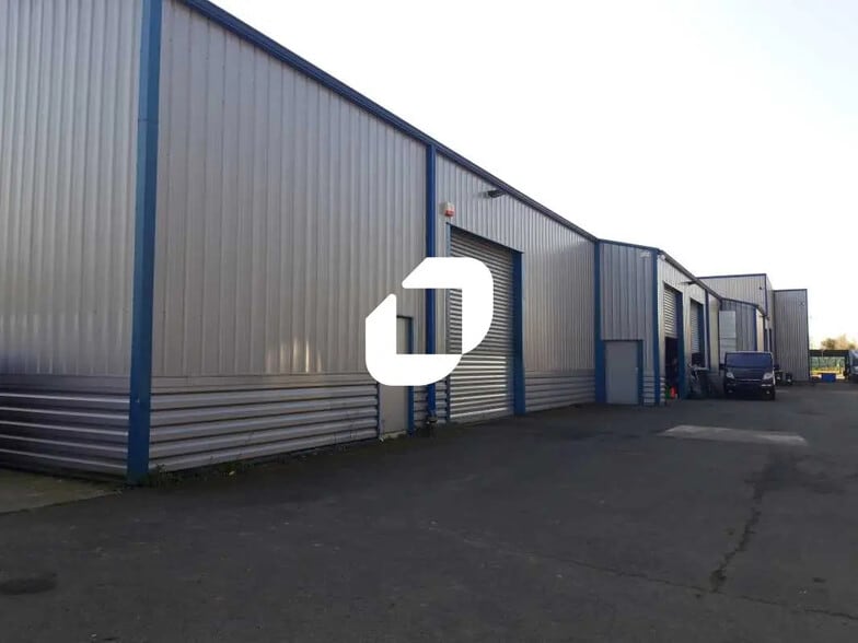 Bureau dans Beychac-et-Caillau à louer - Photo de l’immeuble – Image 3 sur 5