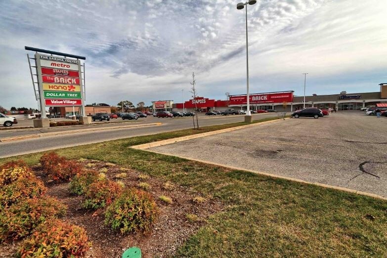 1375 London Rd, Sarnia, ON à louer Photo principale– Image 1 sur 25