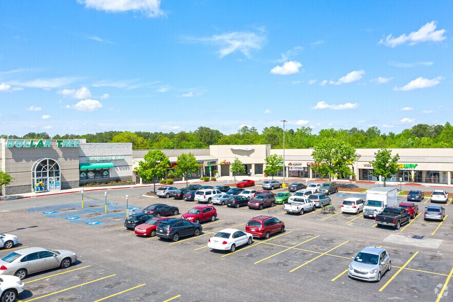 7400 Rivers Ave, North Charleston, SC à louer - Photo principale – Image 1 sur 12
