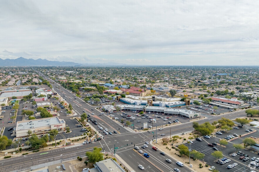 4001-4015 E Bell Rd, Phoenix, AZ à louer - Aérien – Image 1 sur 10