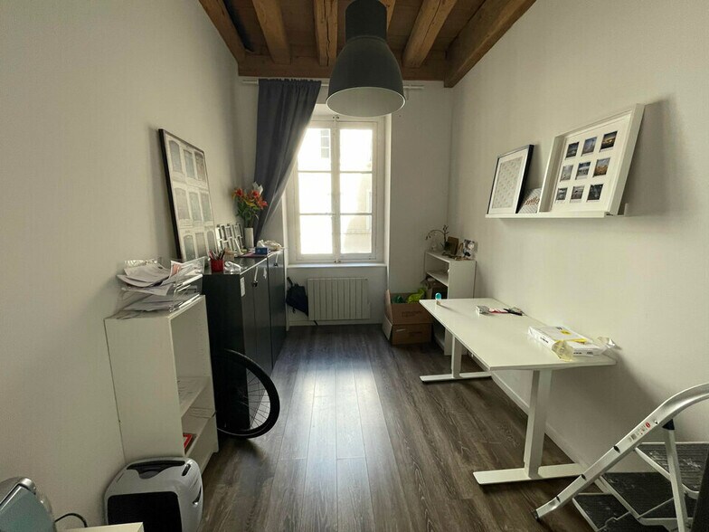 Bureau dans Lyon à vendre - Photo de l’immeuble – Image 3 sur 12