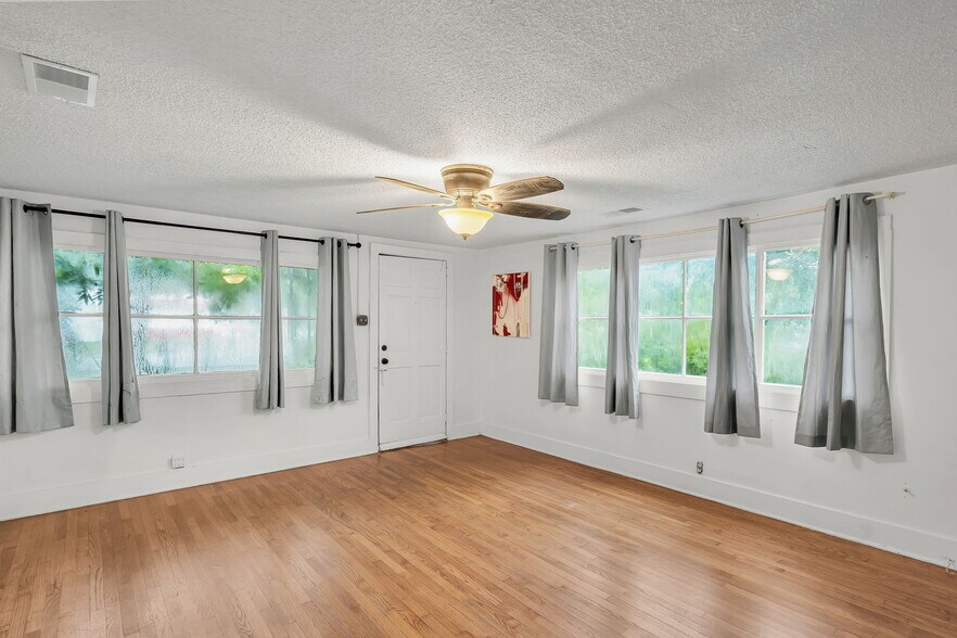 1507 Sumner Ave, Charleston, SC à vendre - Photo intérieure – Image 2 sur 23