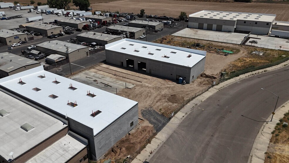 1750 Olympic Dr, Turlock, CA à louer - Photo de l’immeuble – Image 3 sur 10