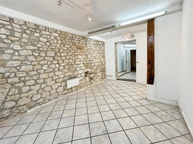 Local commercial dans Paris à louer - Photo de l’immeuble – Image 2 sur 8