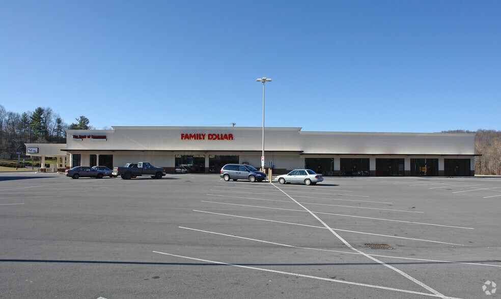 736 N Beaver Dam Ave, Damascus, VA à louer - Photo de l’immeuble – Image 3 sur 3