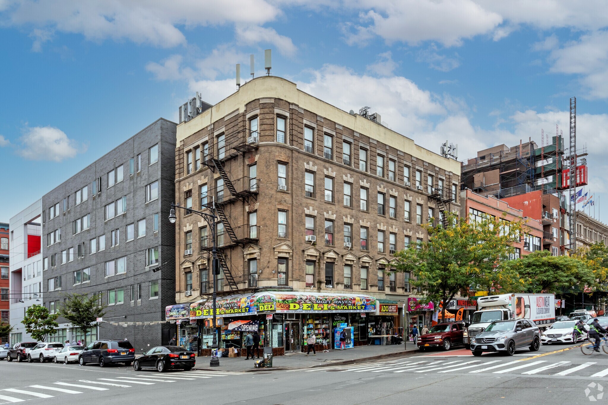 456 E 149th St, Bronx, NY à louer Photo principale– Image 1 sur 4