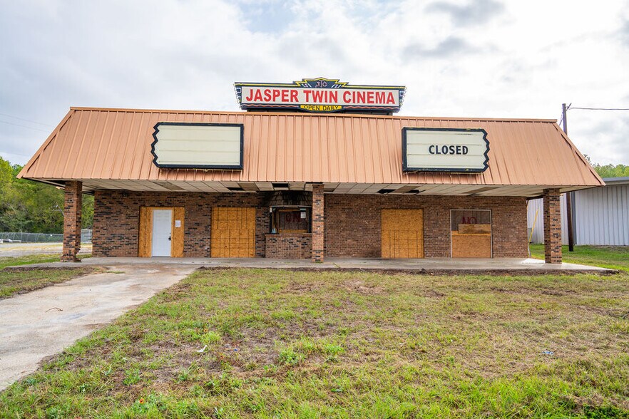 611 S Fletcher St, Jasper, TX à vendre - Photo principale – Image 1 sur 9