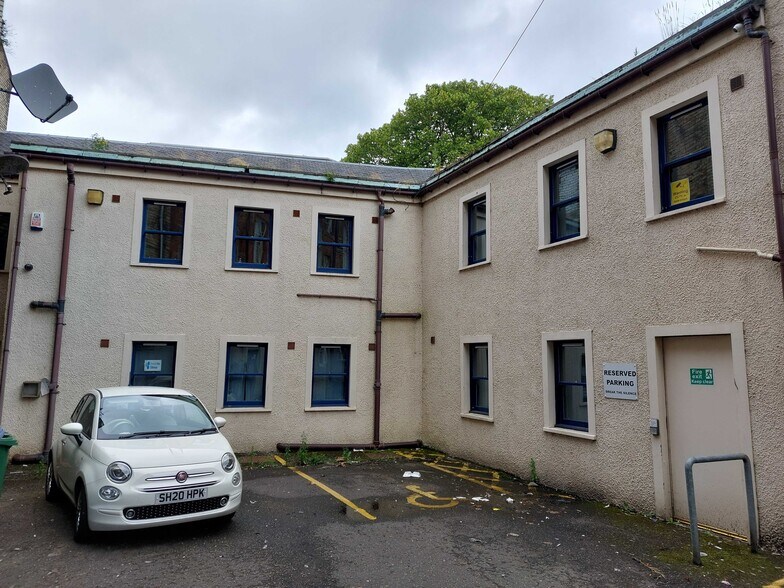 16 College Wynd, Kilmarnock à louer - Photo de l’immeuble – Image 3 sur 4