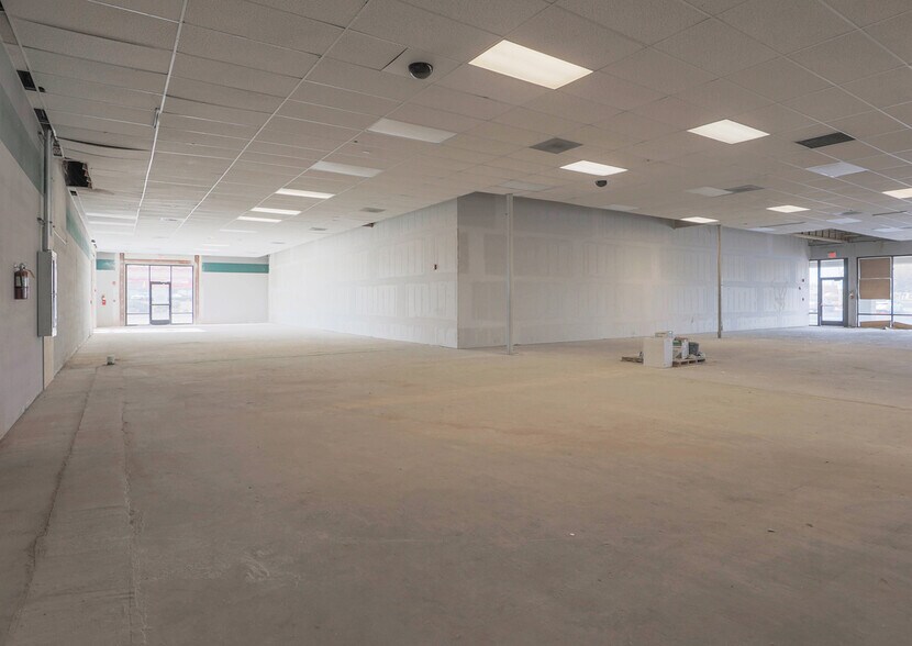 1630 Rio Rancho Blvd SE, Rio Rancho, NM à vendre - Photo intérieure – Image 3 sur 10