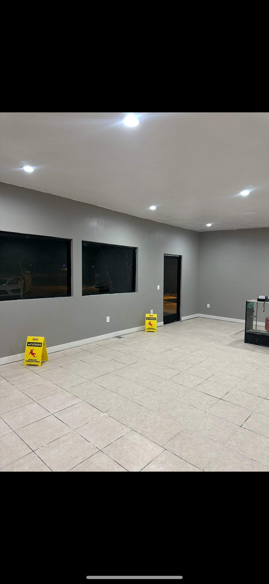 11923 Cedar Ave, Bloomington, CA à louer Photo de l’immeuble– Image 1 sur 2