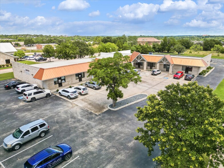 1105 Santa Fe Dr, Weatherford, TX à louer - Photo de l’immeuble – Image 1 sur 26