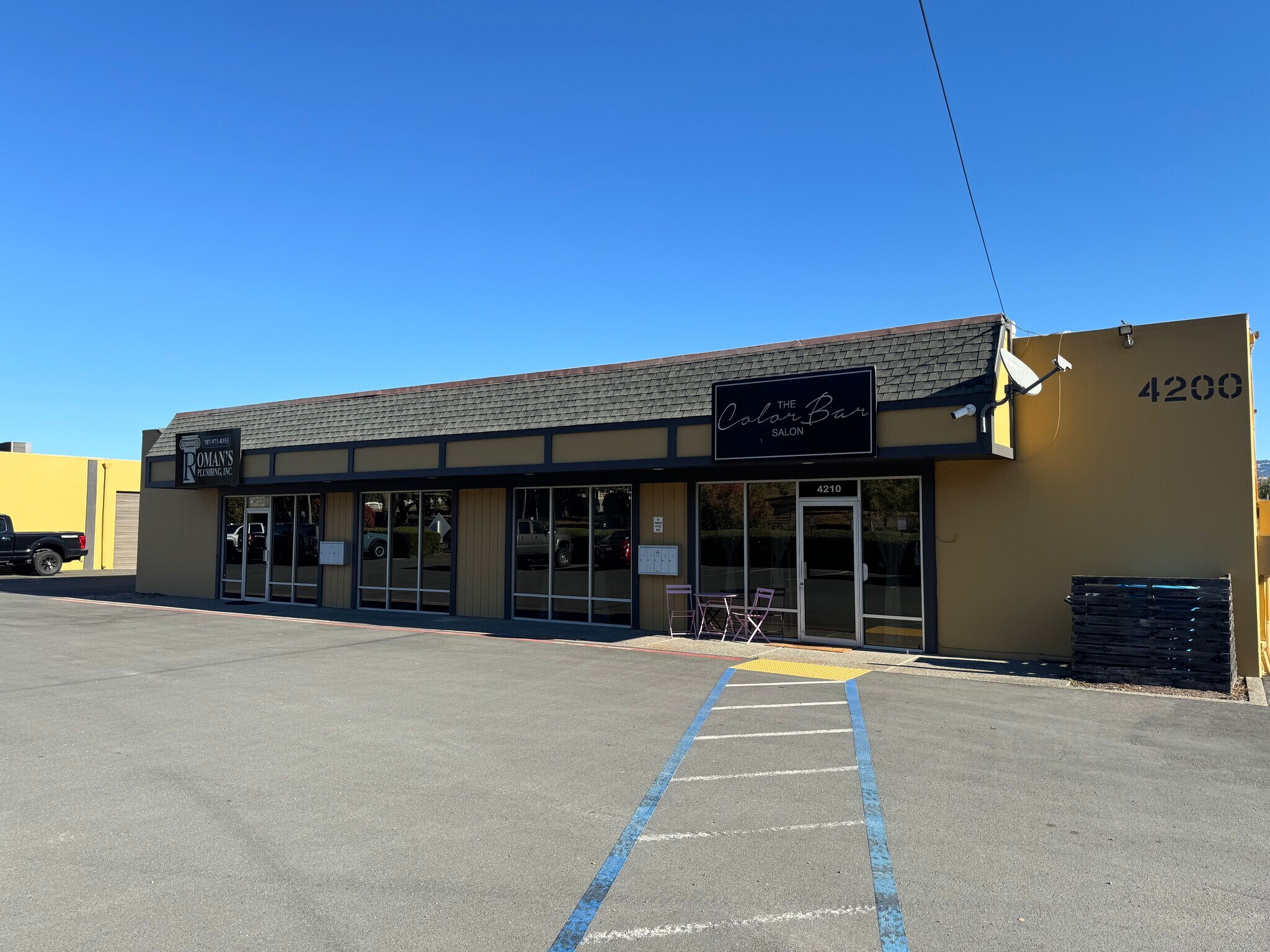 4210-4226 Petaluma Blvd N, Petaluma, CA à louer Photo principale– Image 1 sur 6