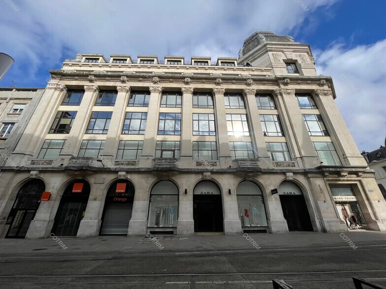 18 Rue De Vesle, Reims à louer - Photo de l’immeuble – Image 3 sur 19