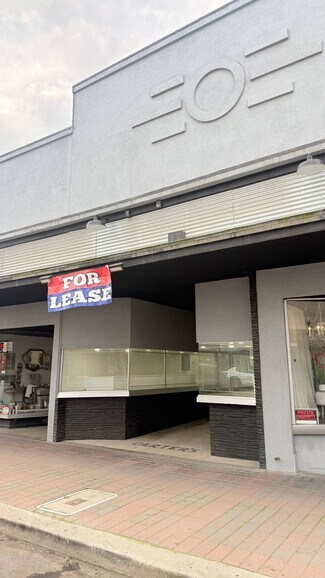 Plus de détails pour 133-135 S K St, Tulare, CA - Local commercial à louer
