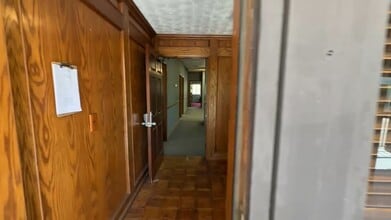 28200 Hwy 189, Lake Arrowhead, CA à louer - Vidéo sur l’annonce professionnelle