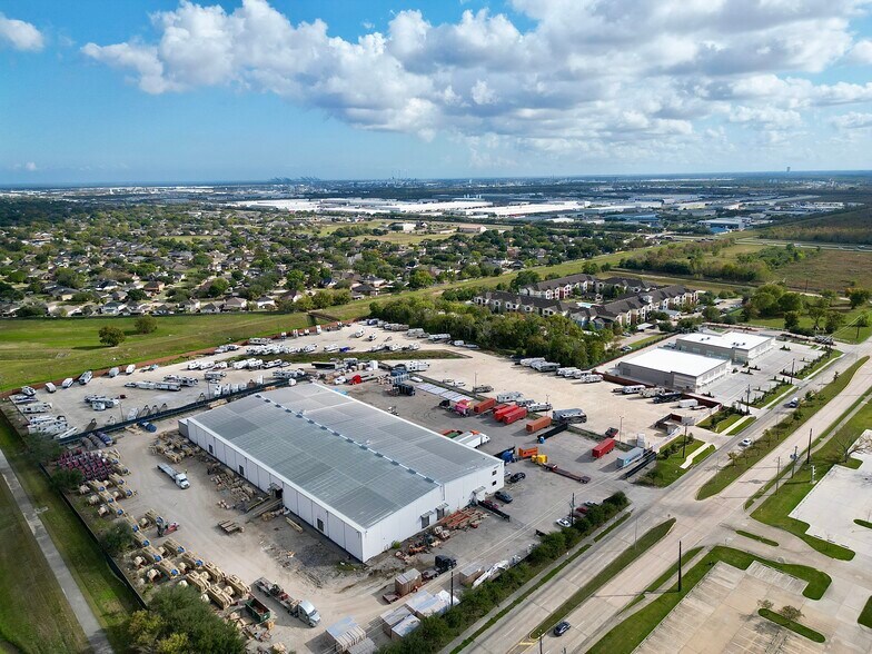3337 Canada Rd, La Porte, TX à vendre - Photo de l’immeuble – Image 2 sur 5
