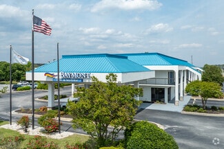 Fully Renovated Baymont Inn Hotel - Immobilier d'entreprise