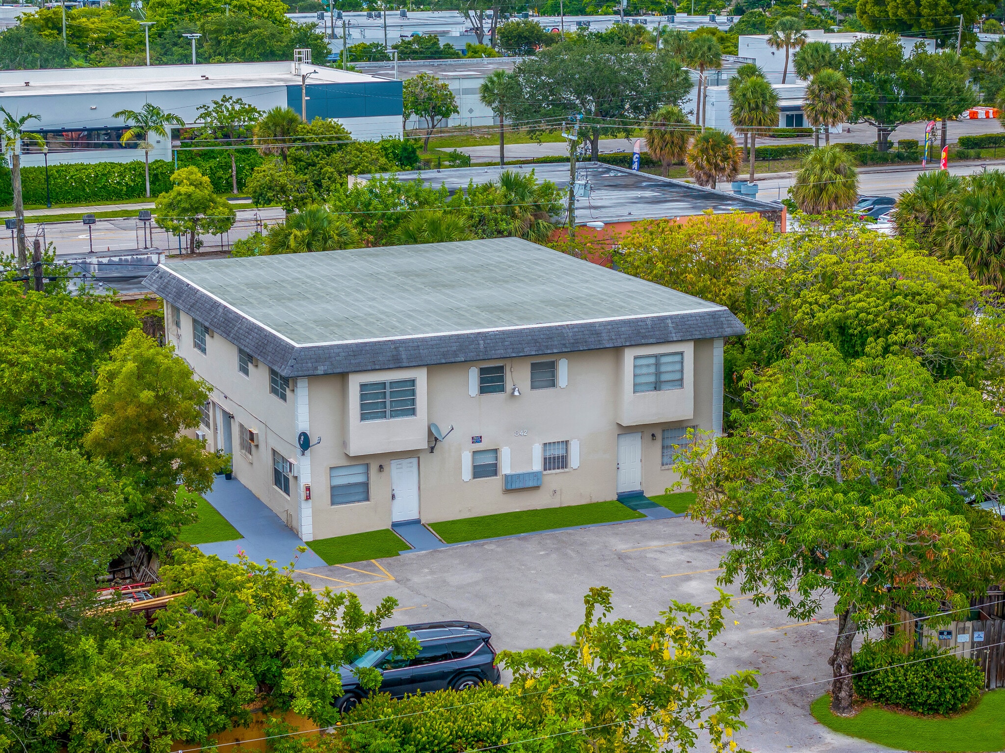 842 NW 1st Ave, Fort Lauderdale, FL à vendre Photo de l’immeuble– Image 1 sur 26