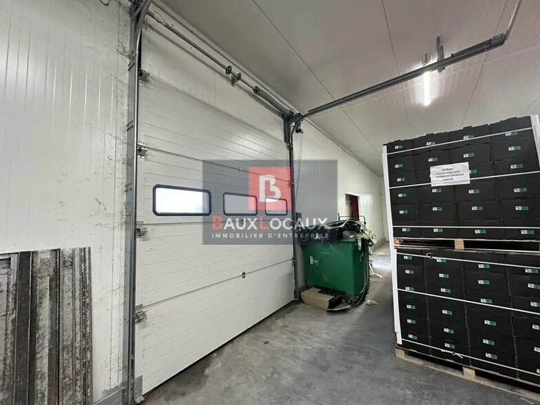 Local d'activités dans Noves à vendre - Photo intérieure – Image 3 sur 11