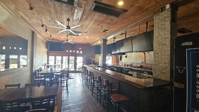 614 Lake Ave, Lake Worth, FL à louer Photo intérieure– Image 1 sur 15