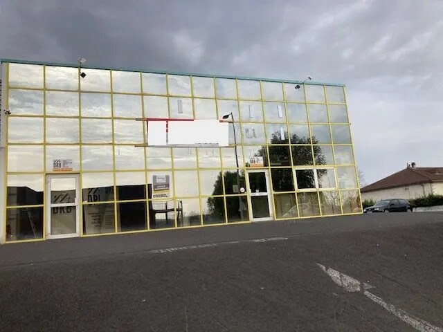Local d’activités dans COURNON-D'AUVERGNE à louer - Photo de l’immeuble – Image 2 sur 4