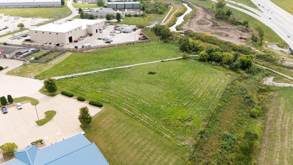 4120 Westcor Ct, Coralville, IA à vendre - Photo de l’immeuble – Image 3 sur 11