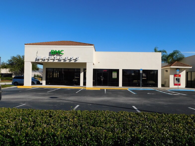 3809-3813 Murrell Rd, Rockledge, FL à louer - Photo de l’immeuble – Image 2 sur 7