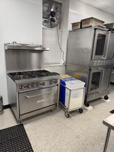 99 Center St, Shelton, CT à louer Photo intérieure– Image 2 sur 4