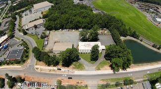 Plus de détails pour 6415 Lakeview Rd, Charlotte, NC - Bureau, Industriel/Logistique à louer