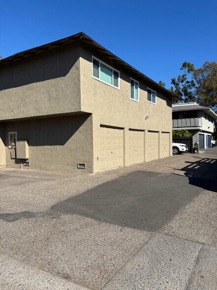 2318 Franzen Ave, Santa Ana, CA à vendre - Photo de l’immeuble – Image 2 sur 10