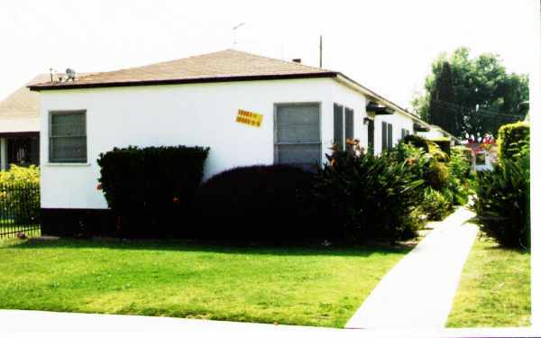 10901 S Freeman Ave, Inglewood, CA à vendre - Photo de l’immeuble – Image 2 sur 9