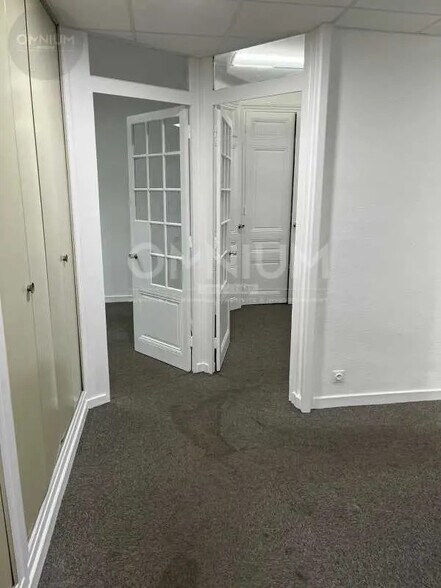 Bureau dans Lyon à louer - Photo de l’immeuble – Image 2 sur 6